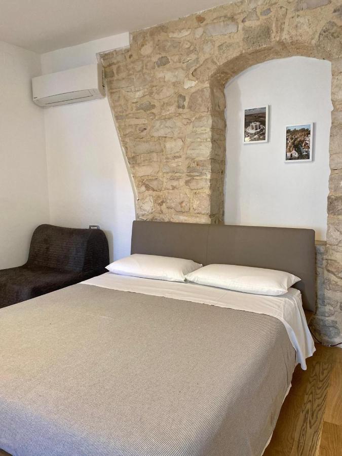 Altrelli Rooms Corato Eksteriør billede